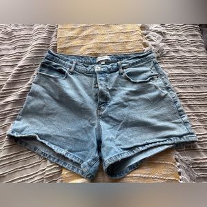 Abercrombie & Fitch High Rise Dad Shorts